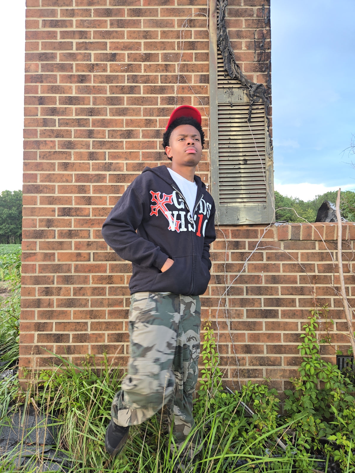 GODS VIS1ON ZIP-UP HOODIE